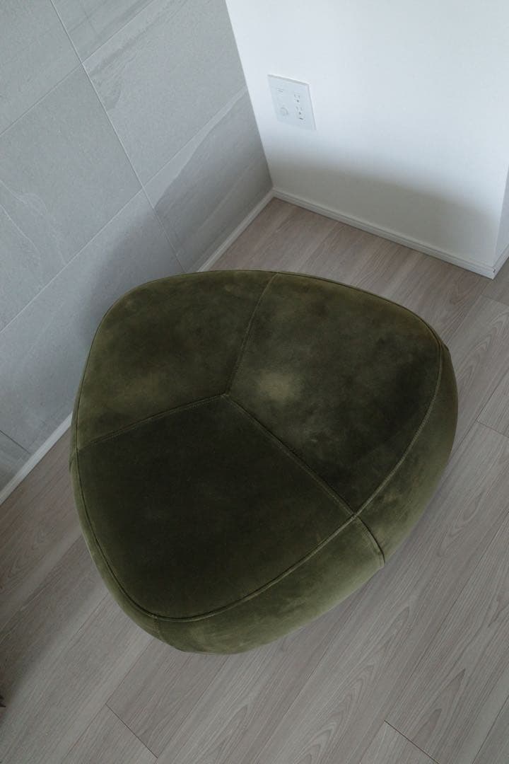 ボーコンセプト　Bermudaオットマン　フットスツールテーブル　中サイズ