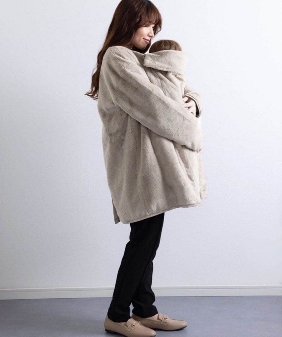 【未使用級】Sweet Mommyママコート 可愛い ファー 抱っこ紐 ベビー