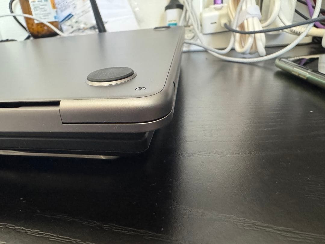 か*じ様 激安MacBook AIR 15インチ2023 M2 8G 256G