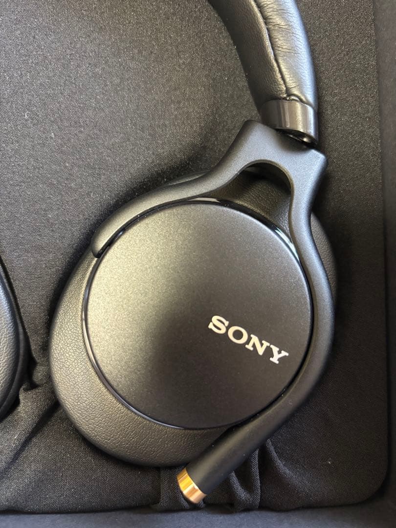 かつぅー　美品　SONY MDR-1AM2 ヘッドホン