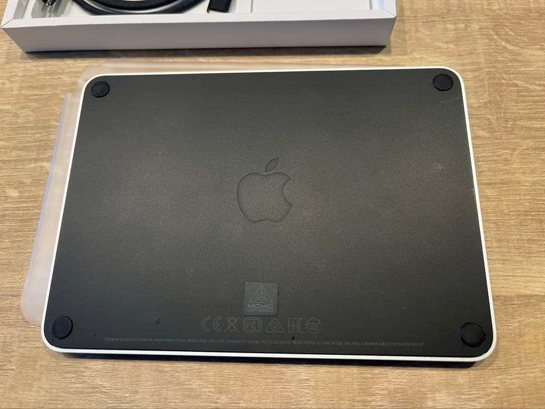 Apple Magic Trackpad3ブラックlightningポート