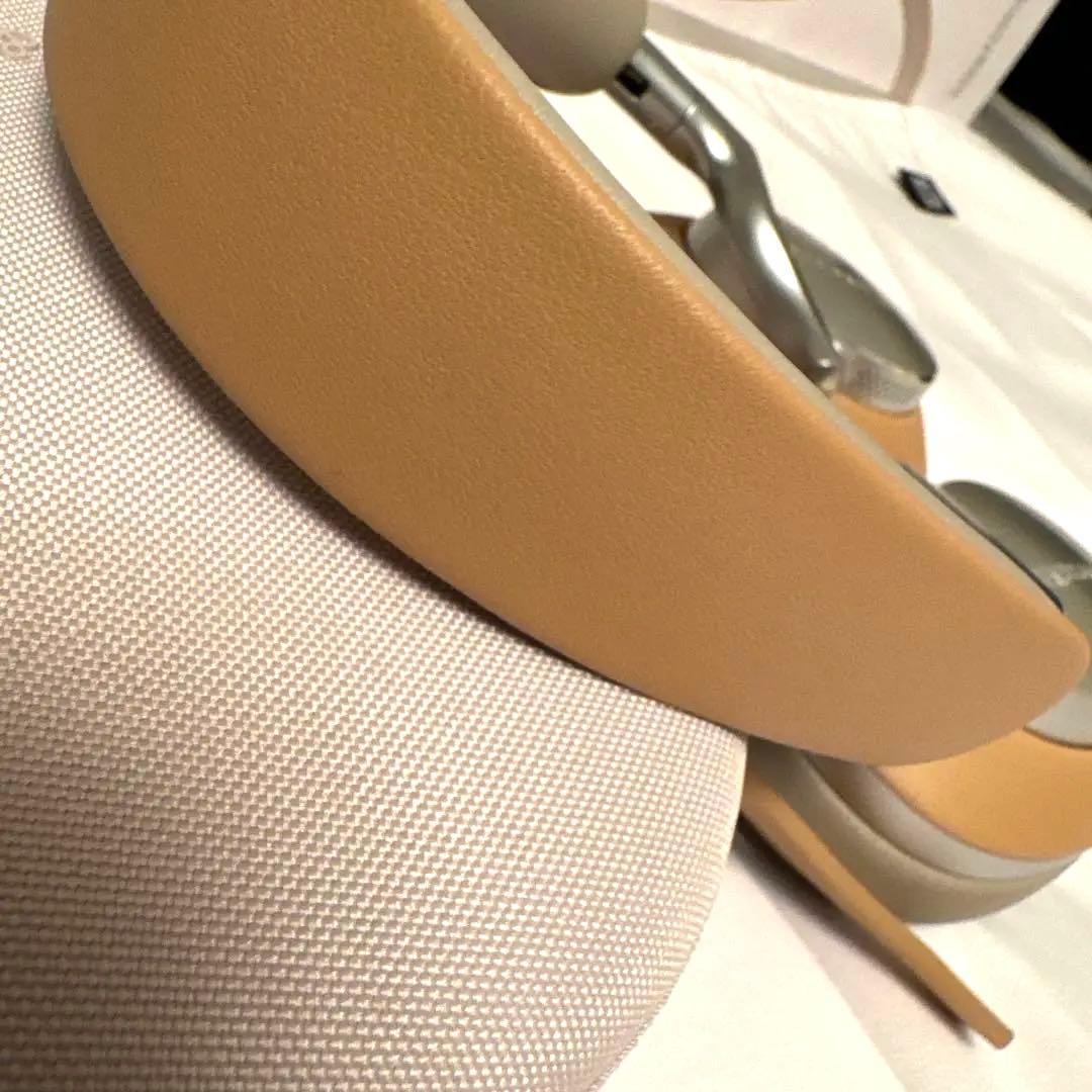 【使用回数3回】Bowers & Wilkins PX8 タン 箱・付属品完備