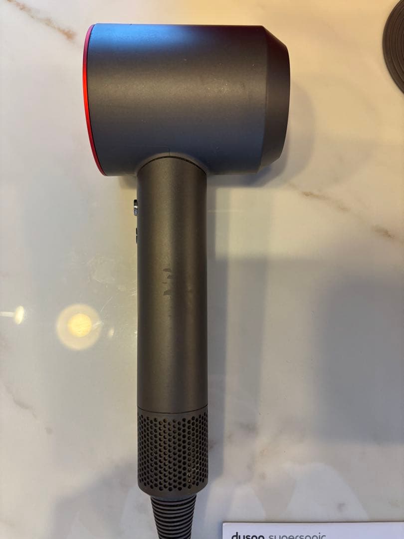 ダイソン ヘアドライヤーDyson Supersonic HD01 収納ケース付