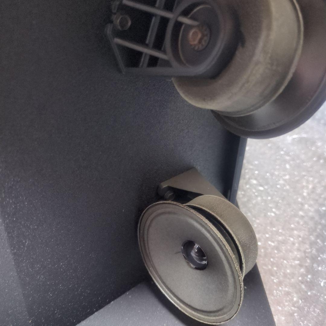 BOSE 301-AV MONlTOR 天井吊り下げ器具付き