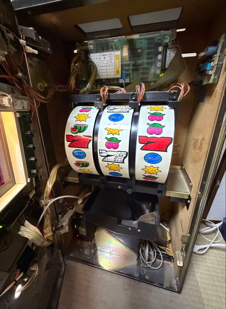 送料込み ハイパーリミックス3 不要機付き 実機 パチスロ 4号機 サミー