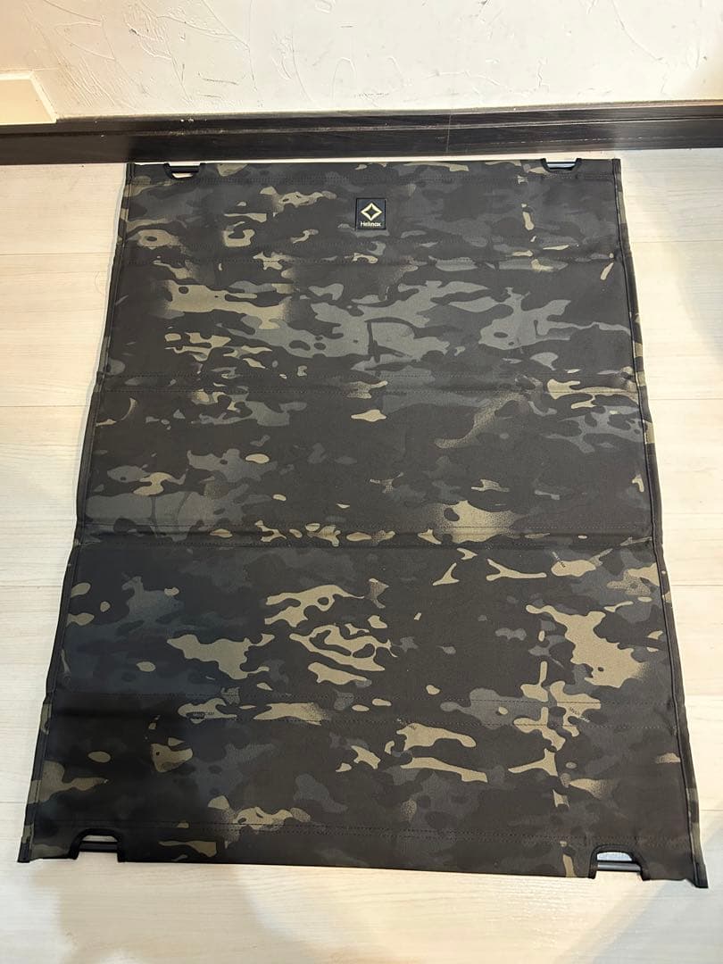 【未使用品】ヘリノックス タクティカルテーブルL ブラックカモ