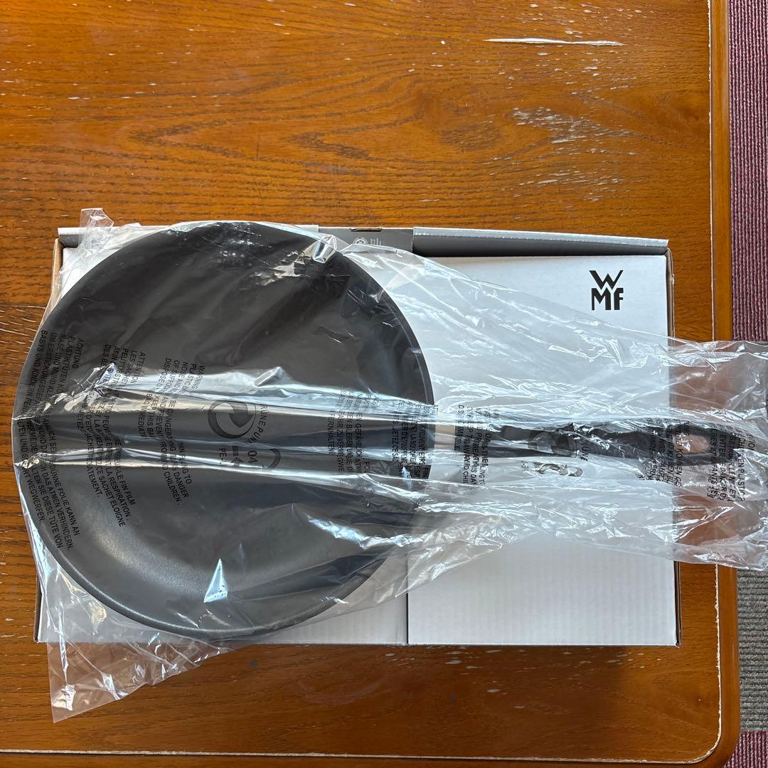 WMF鍋、フライパンセット新品、使用品