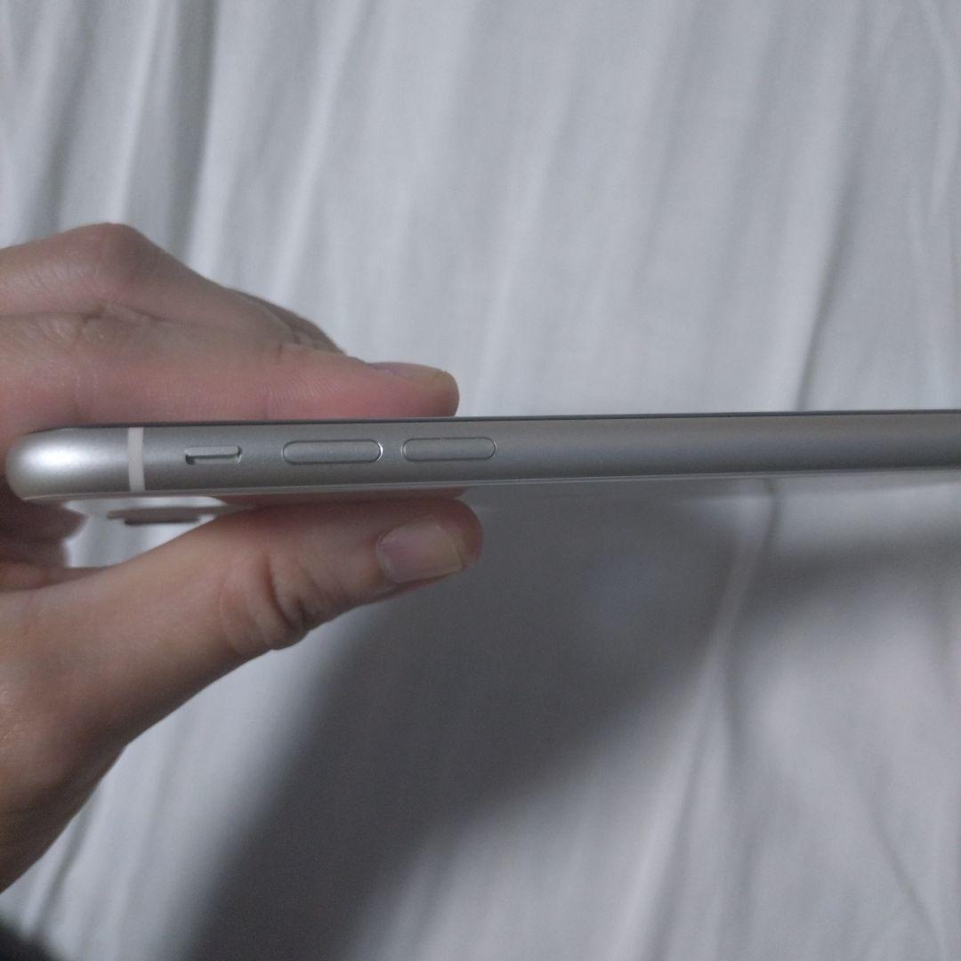 【美品】iPhone11 ホワイト　64GB・SIMフリー版