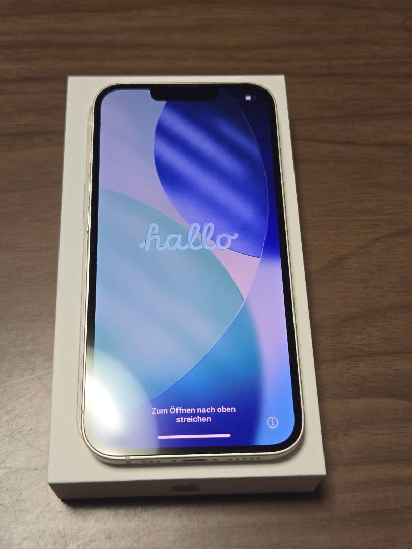 iPhone 13 スターライト 128GB