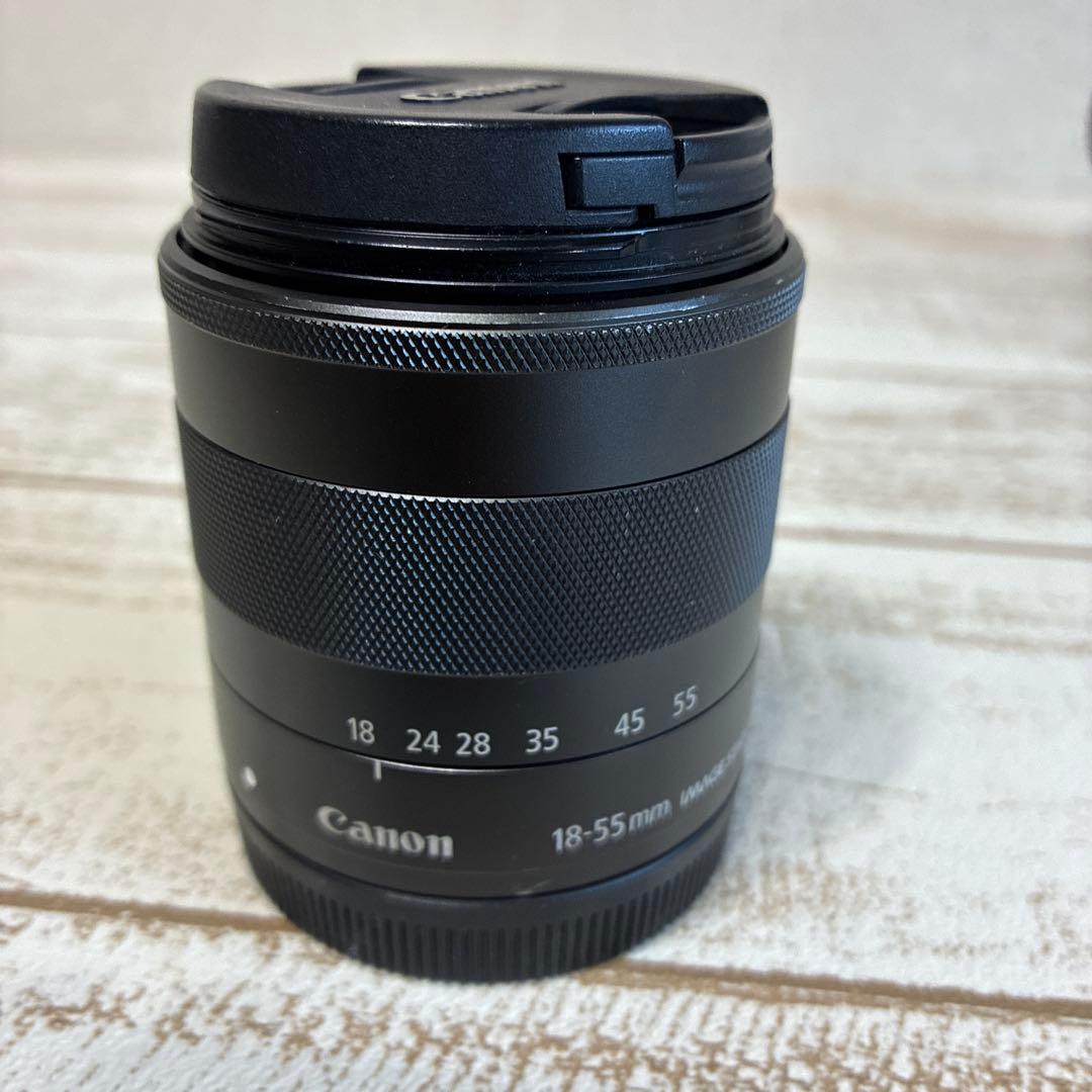 Canon EOS ミラーレスカメラ レッド 2本レンズ付き