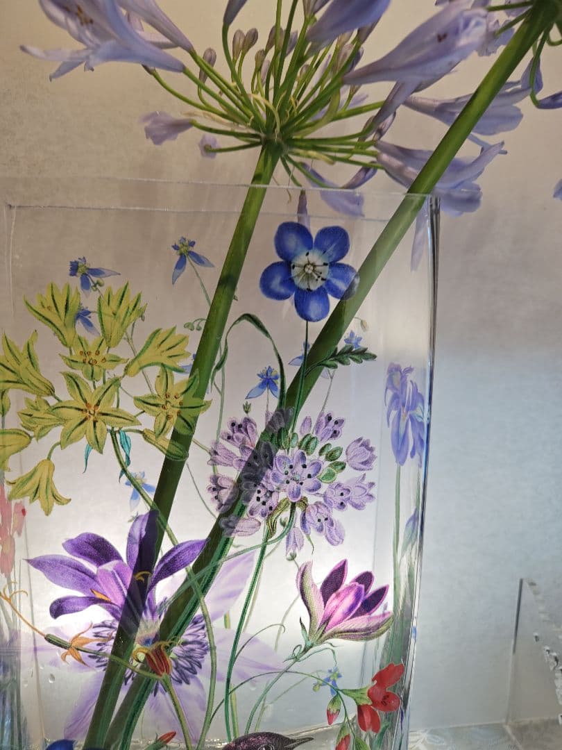 フリンジ ガラスアート 花瓶 フラワーベース 鳥 植物 花 絵画風