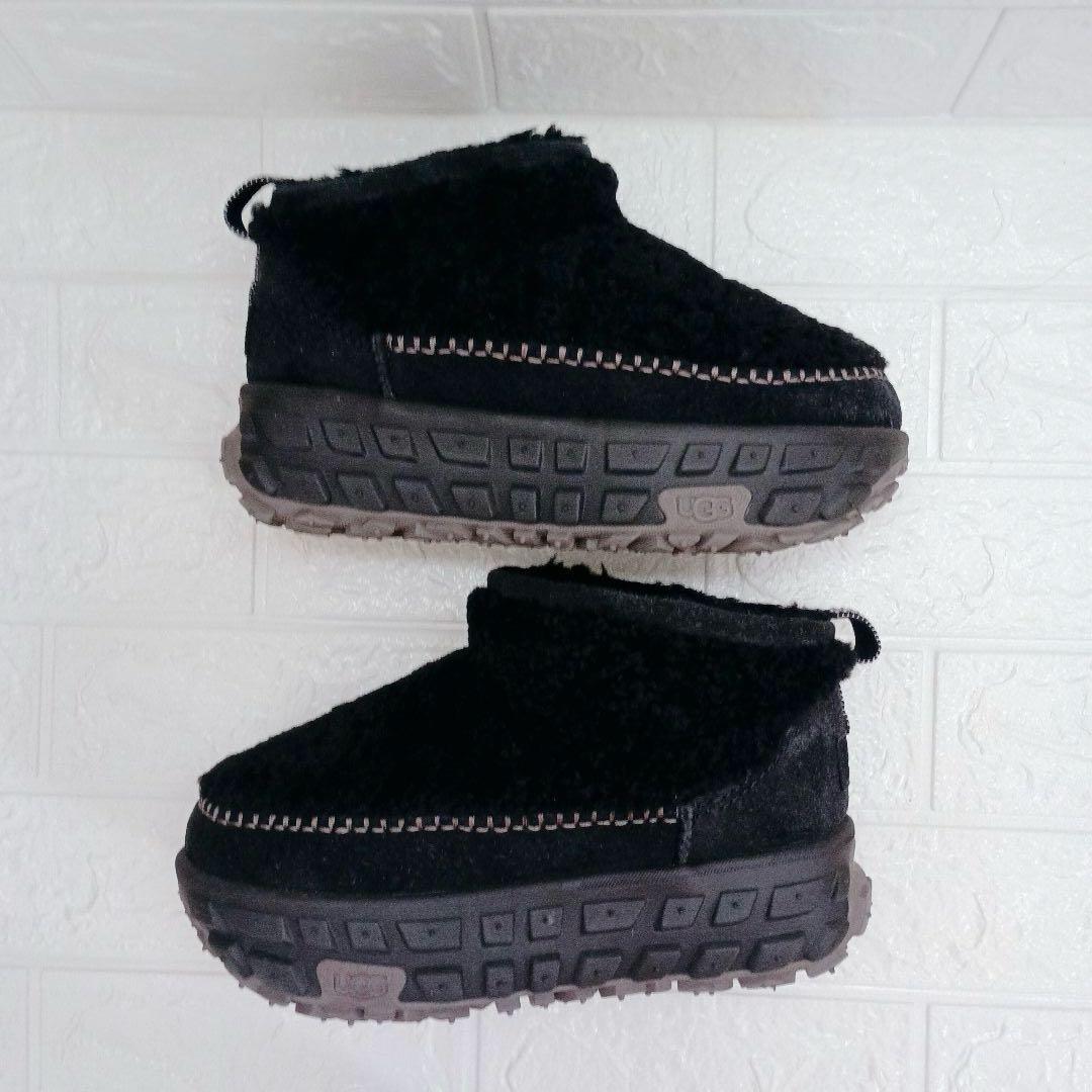 極美品 UGG アグ ベンチャーデイズ ウルトラミニ コージー 25.0 黒
