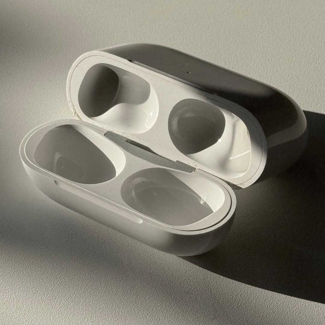 AirPods Pro 2【美品、付属品完備】