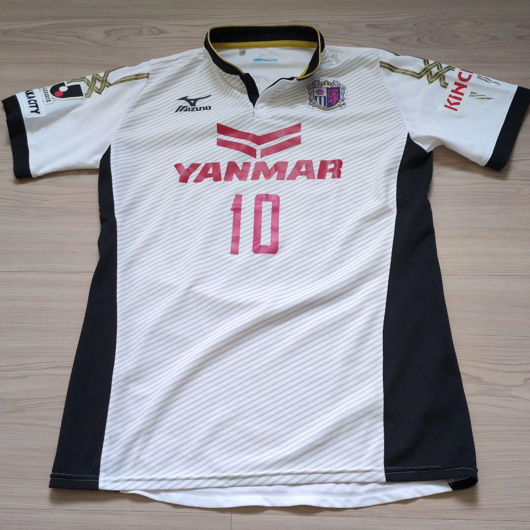 【一週間限定値下】FORLAN 10番 ユニフォーム　フォルラン