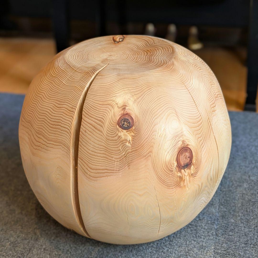 Riwa　天然ヒバ　丸型　高さ約30.5cm