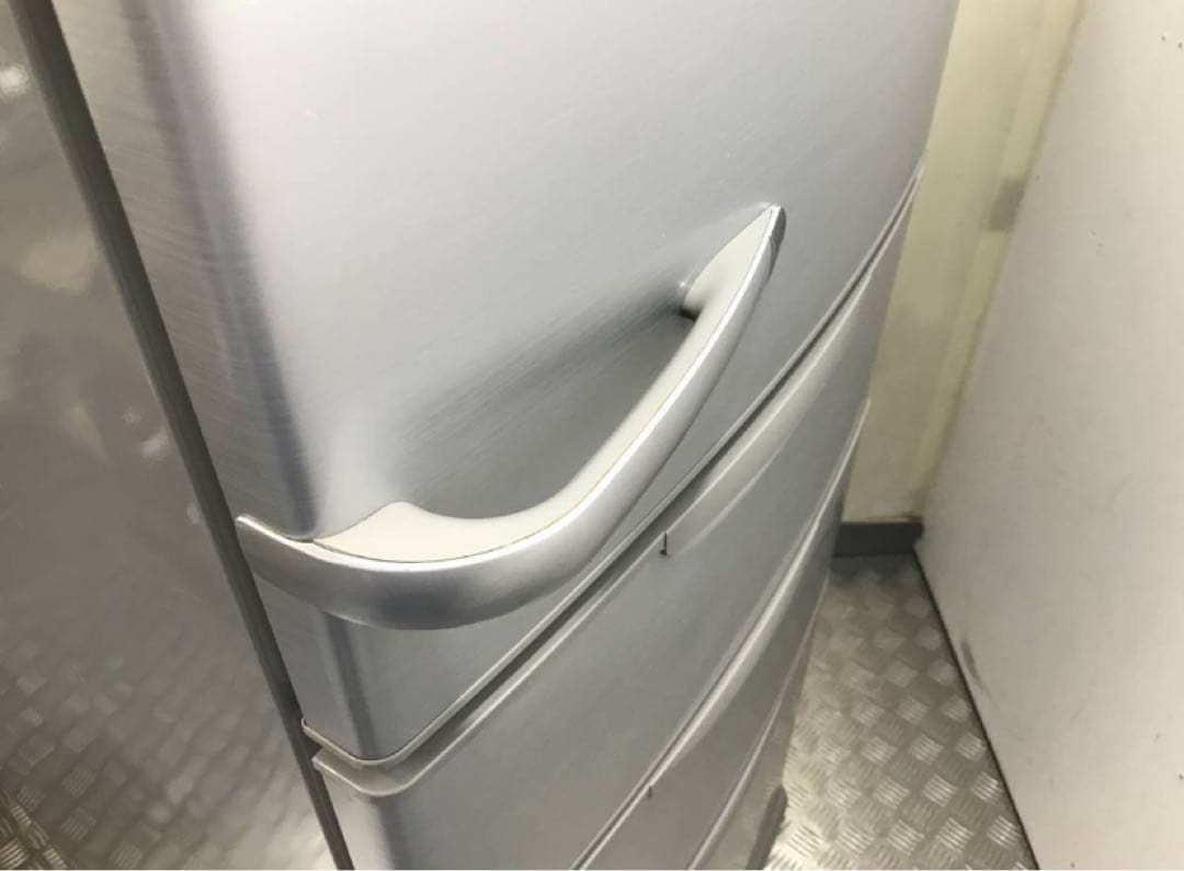 引取歓迎AQUA★4ドア 冷凍 冷蔵庫　AQR-361B 355L★右開き