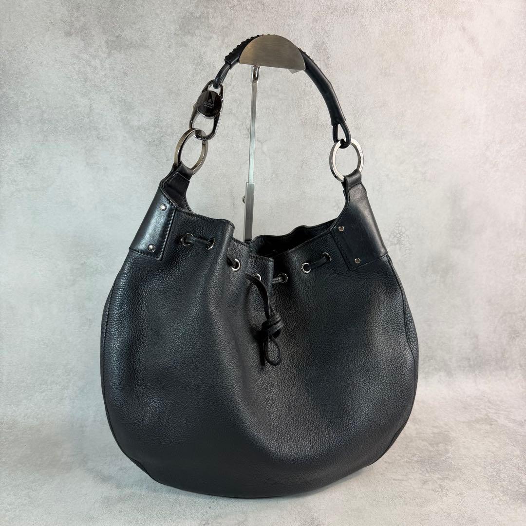 Gucci グッチ　 ショルダーバッグ　レザー　ポーチ付き