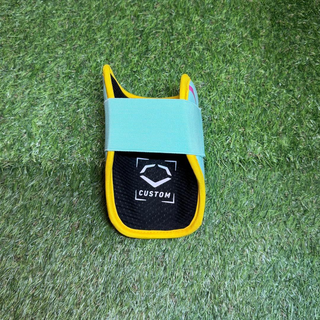 EvoShield エルボーガード Padres