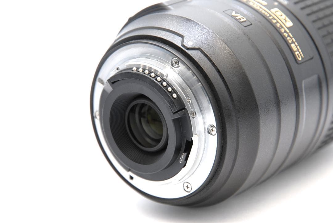 Nikon AF-S DX 55-300mm VR 望遠レンズ 手ブレ補正