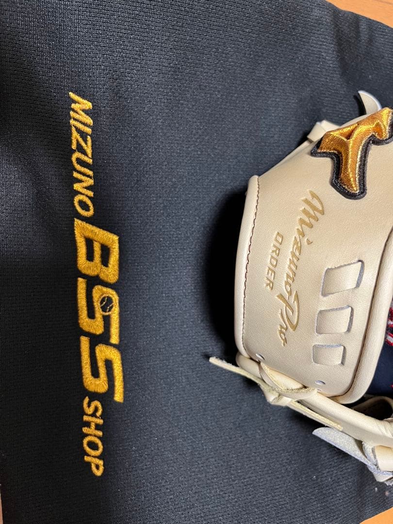 Mizuno Pro オーダー　投手用　左利き　ブロンド