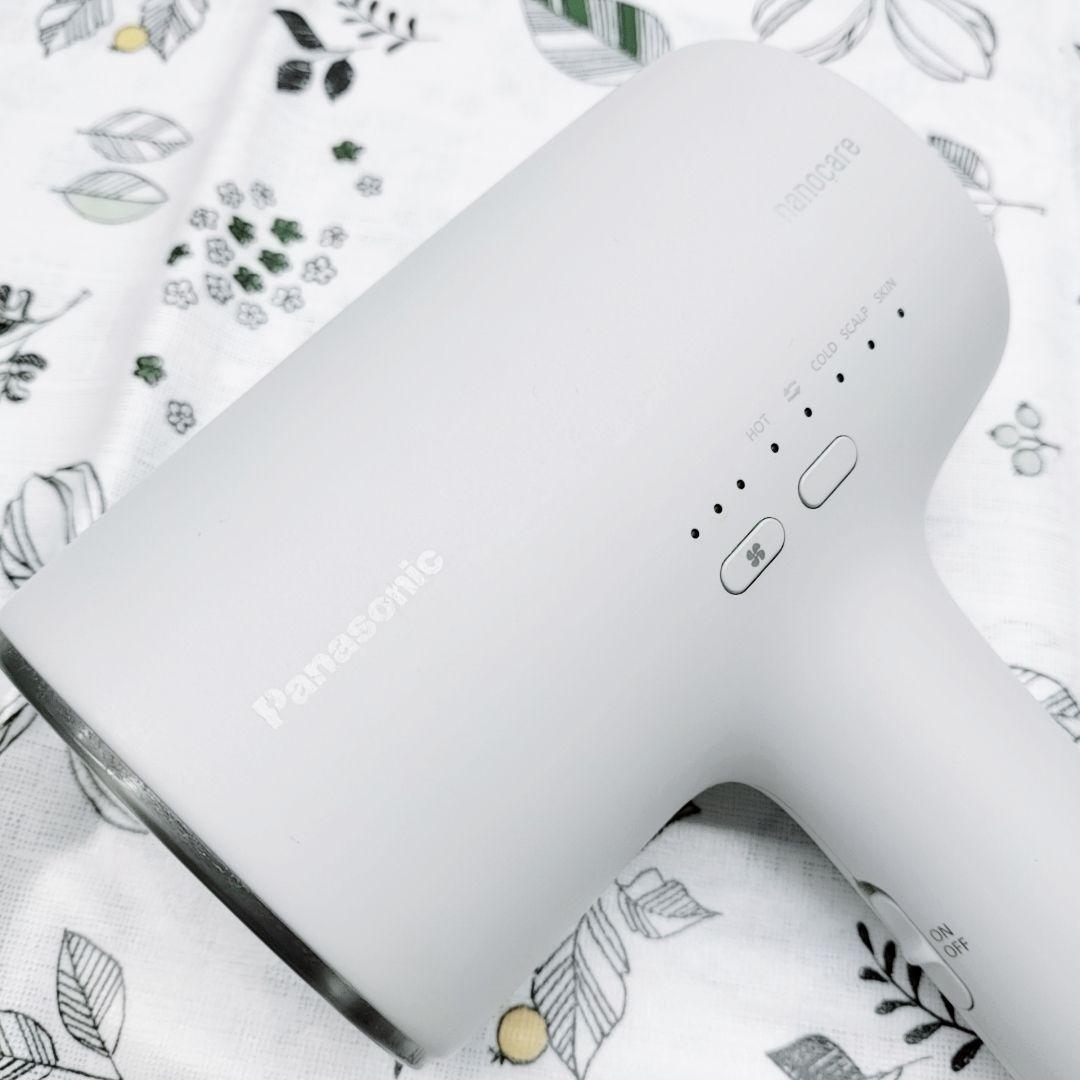 ほぼ未使用⭐️ノズル付きPanasonic ナノケア ドライヤー EH-NA0J