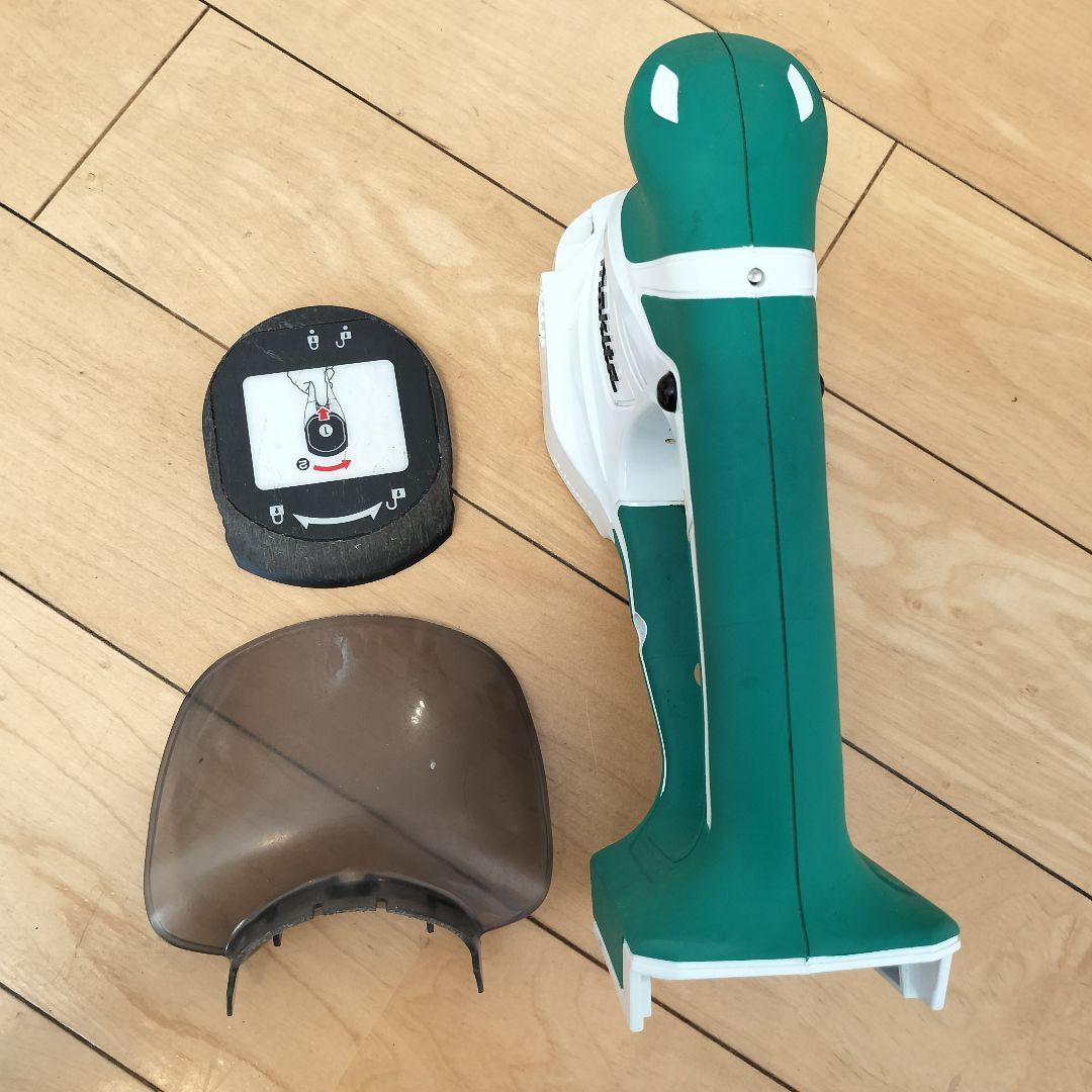 Makita 充電式芝刈り機 MUM601D