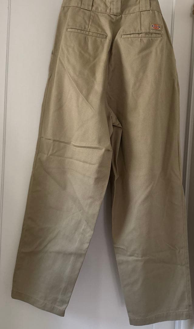 専用HOLIDAY DICKIES 2TUCK PANTS ベージュ　ホリデイ