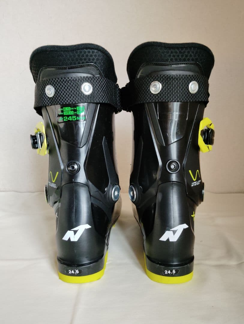極美品 NORDICAスキーブーツ男女兼用 プロショップ別注 定価51,800円