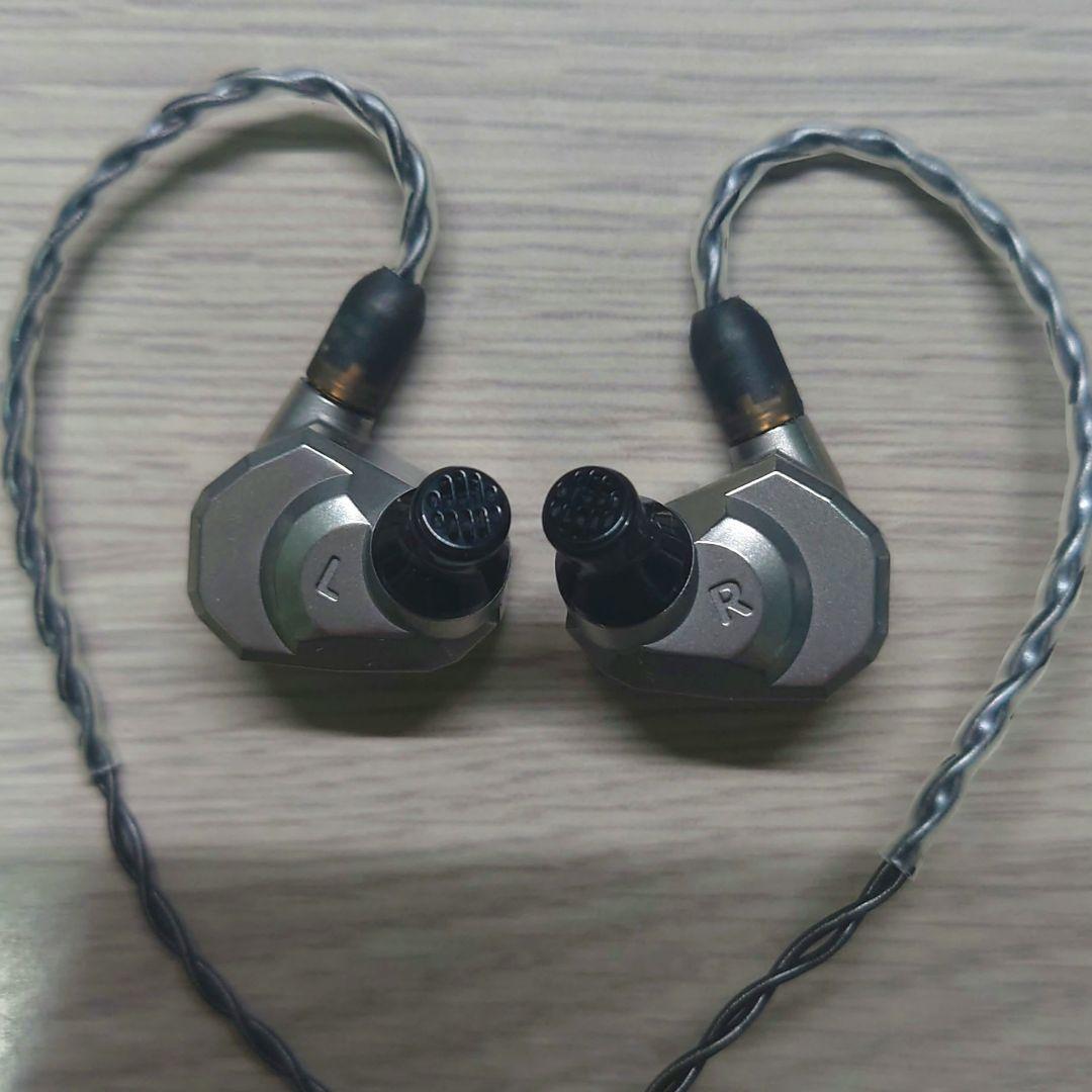 イヤホン Campfire Audio ARA
