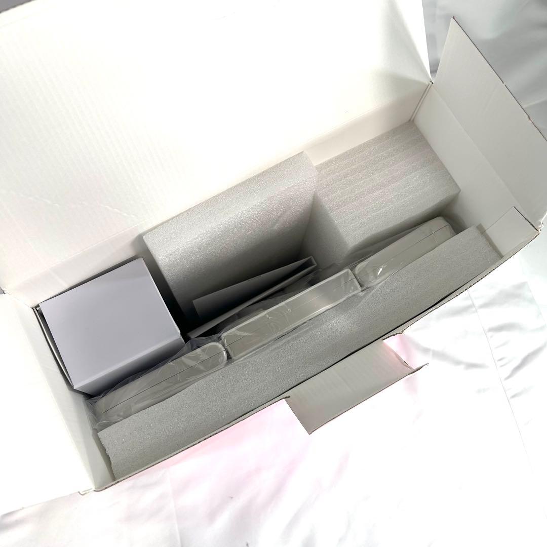 【新品未使用】ジェイエステ LED美顔器 Premium J6