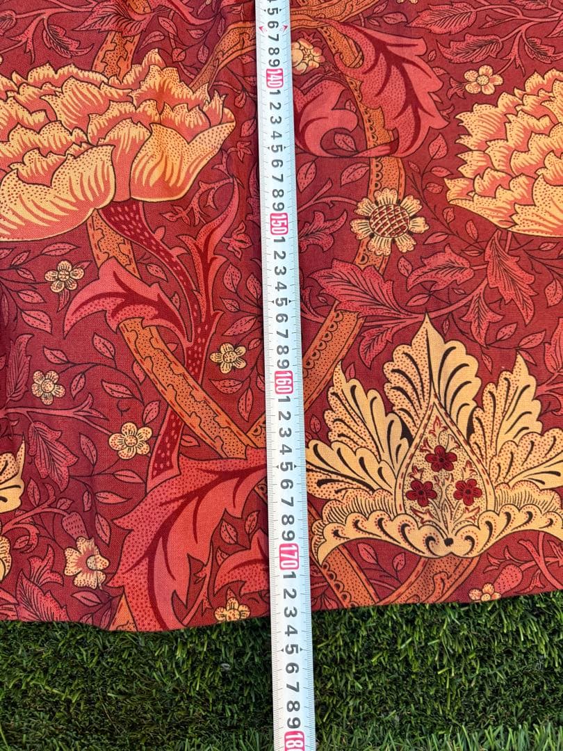 Morris & Co. 花柄ドレープカーテン