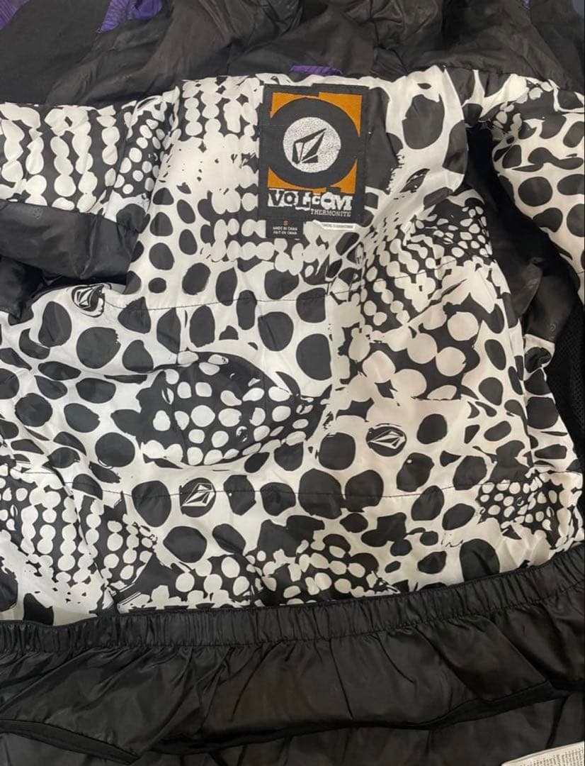 Volcom スノーボードウェア 紫色