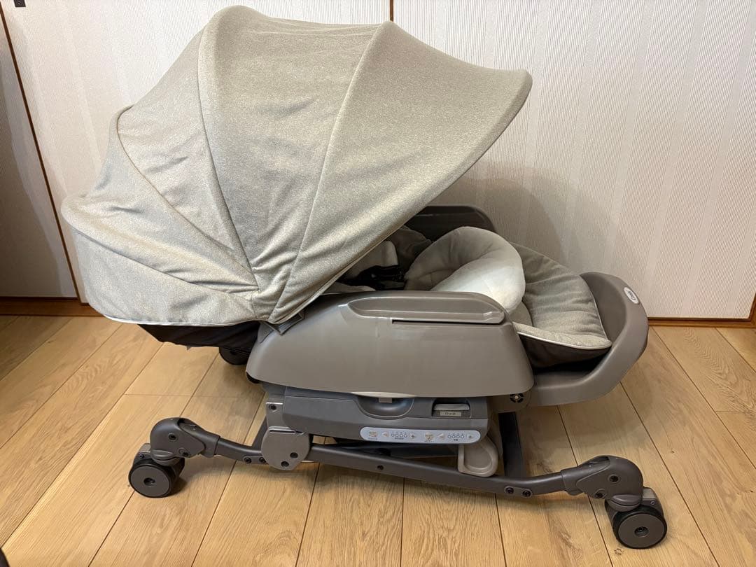 ネムリラAUTO SWING BEDi おやすみドーム EG