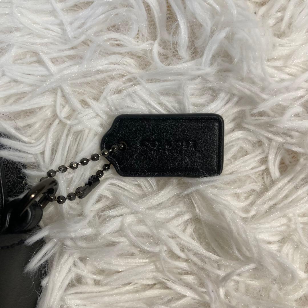 極美品　現行　コーチ　ショルダーバッグ　キラ クロスボディ・ピロー キルティング