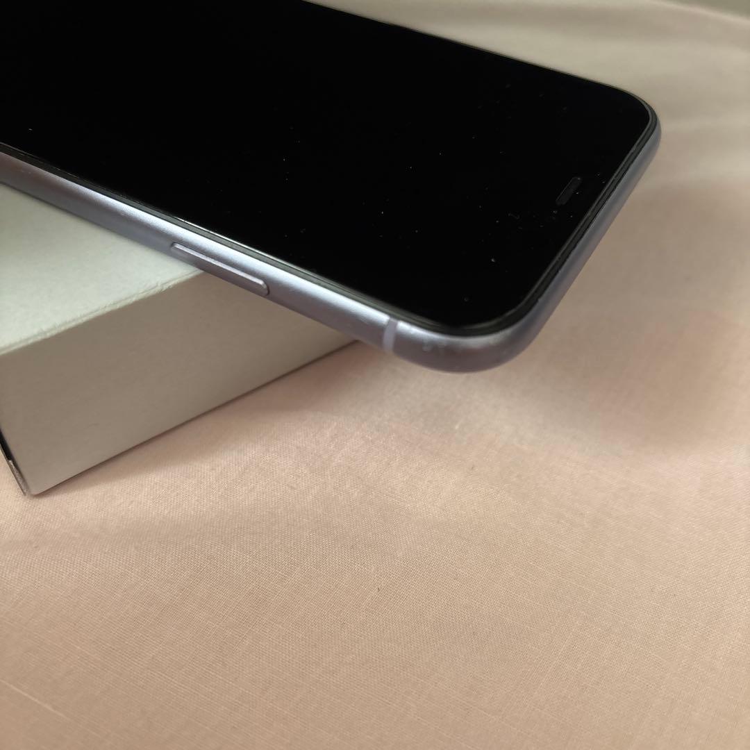 iPhone 11 本体　パープル　64GB