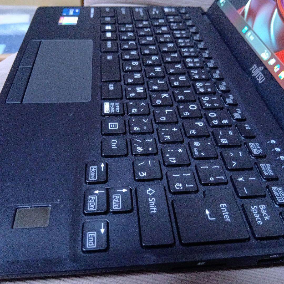 A⑦ 富士通　FMVU34011　U9311/F