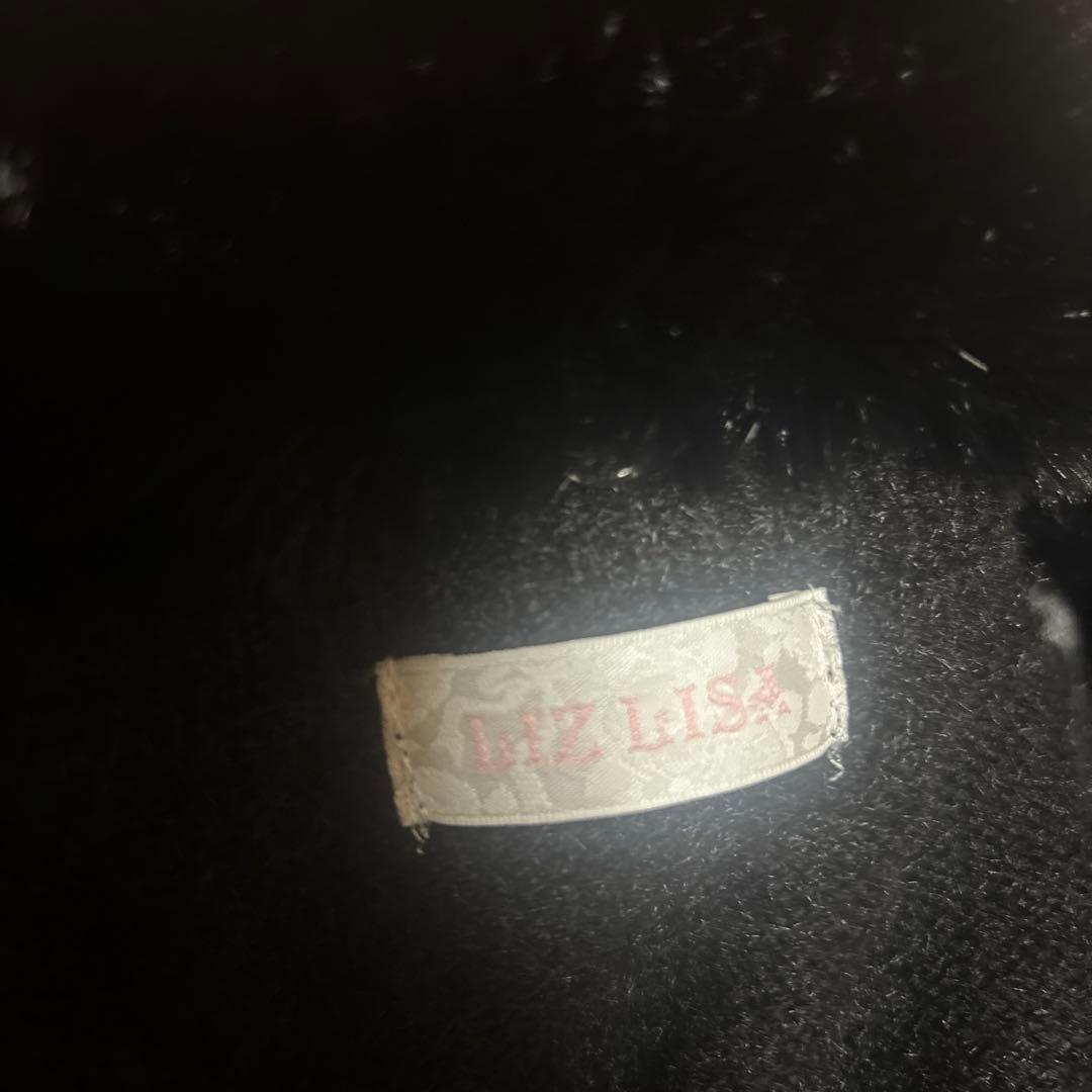 ファー付きブラックカーディガンLIZLISA