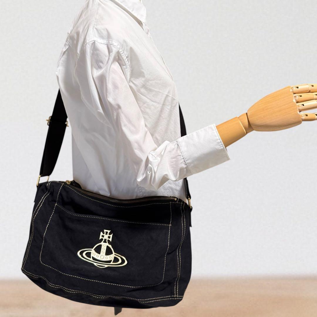 ヴィヴィアンウエストウッド ショルダーバッグ オーブ金具 保存袋 タグ付