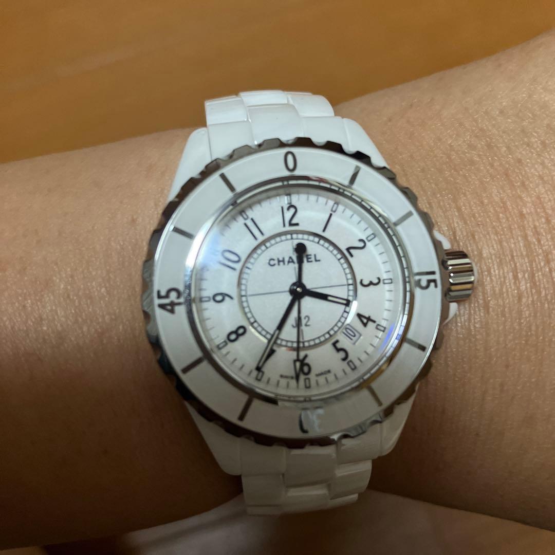 サピさま専用　　シャネルJ12 白セラミック　レディース（正規品）