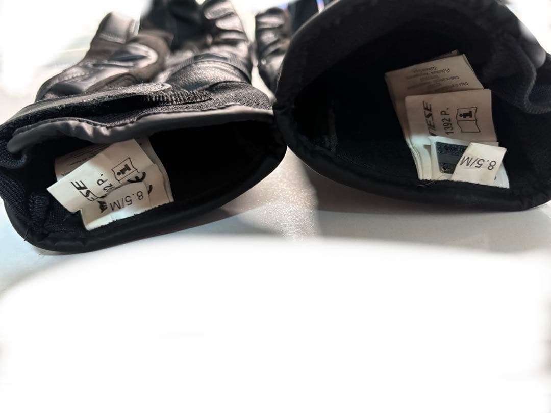 ダイネーゼ　CARBON 3 SHORT GLOVES