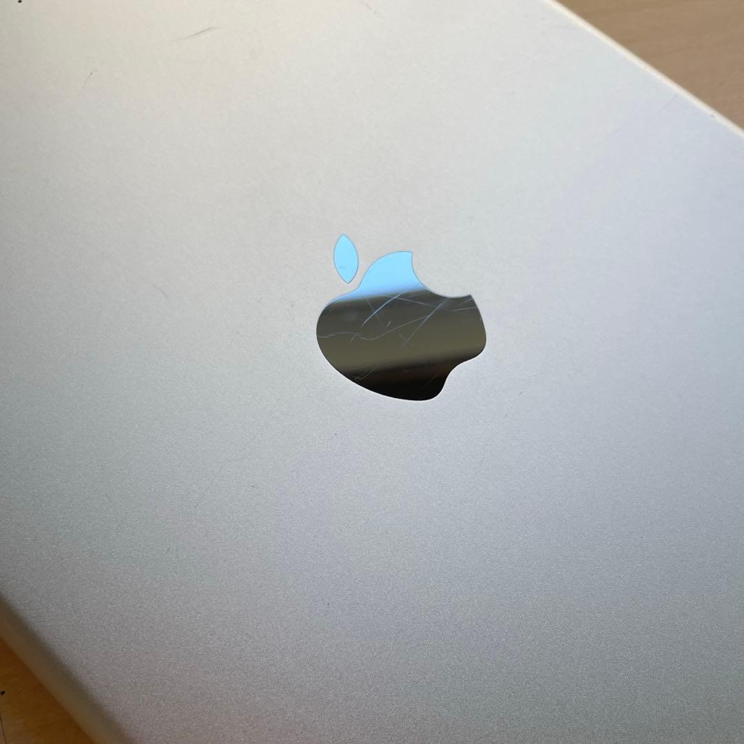 iPad 第6世代　A1893　Wi-Fiモデル　シルバー　32GB #6