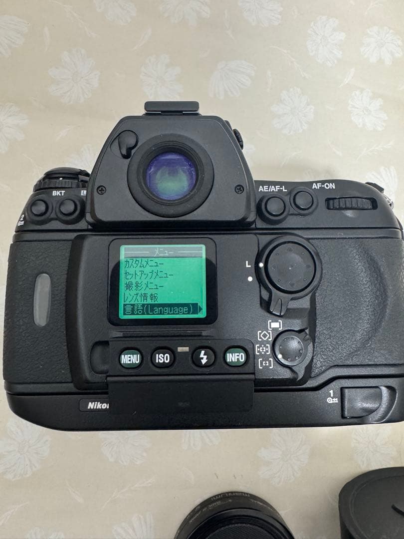 ニコンNikon F6 レンズ2個(動作確認)
