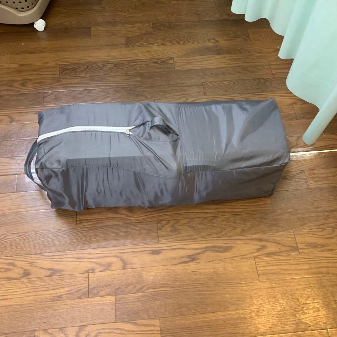 ベビーベッド プレイヤード おむつ替えテーブル付 おもちゃ 蚊帳付き