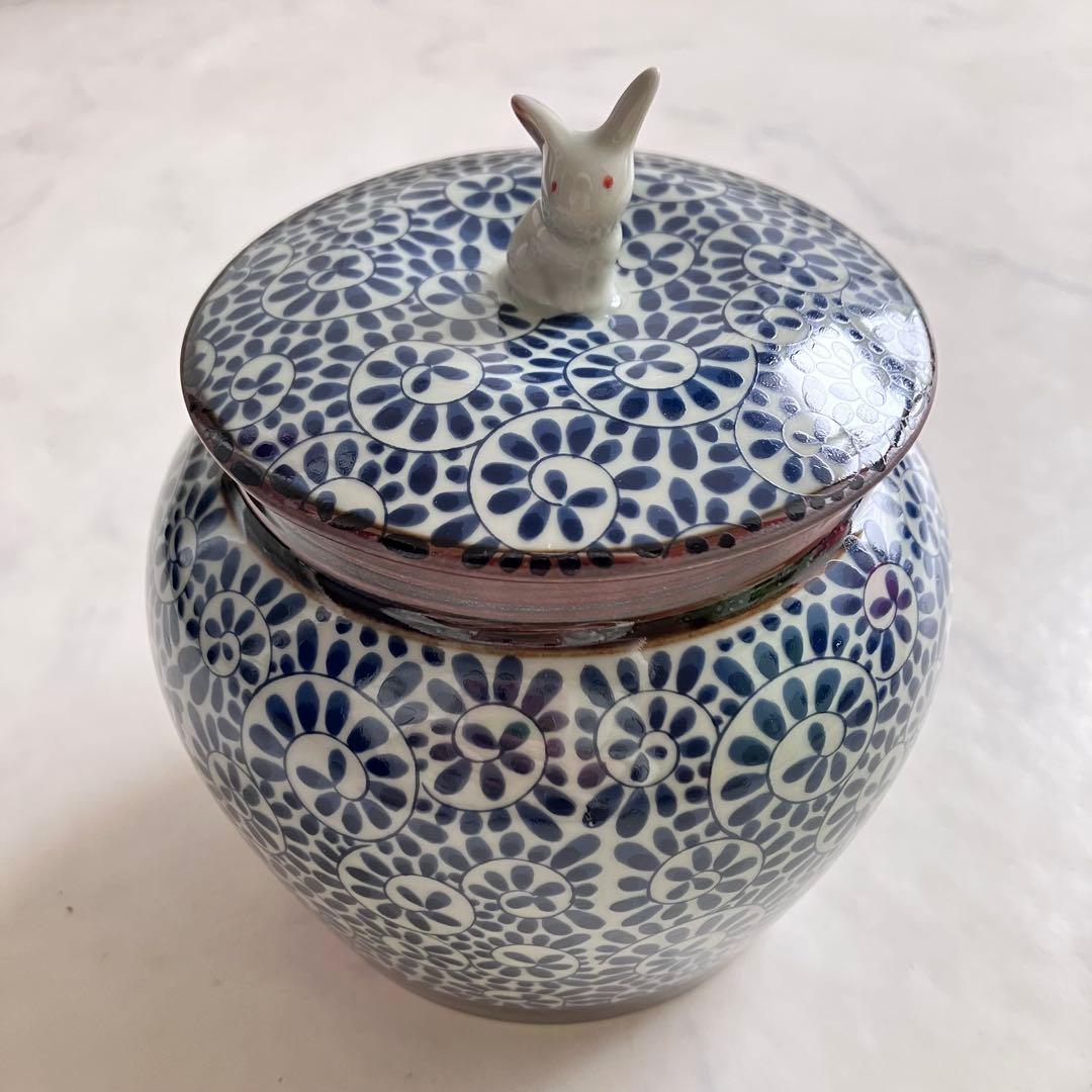 美品♡有田焼♡かわいいうさぎの蓋付き壺♡おぼんセット清秀♡小壺♡茶壺・茶器・陶器