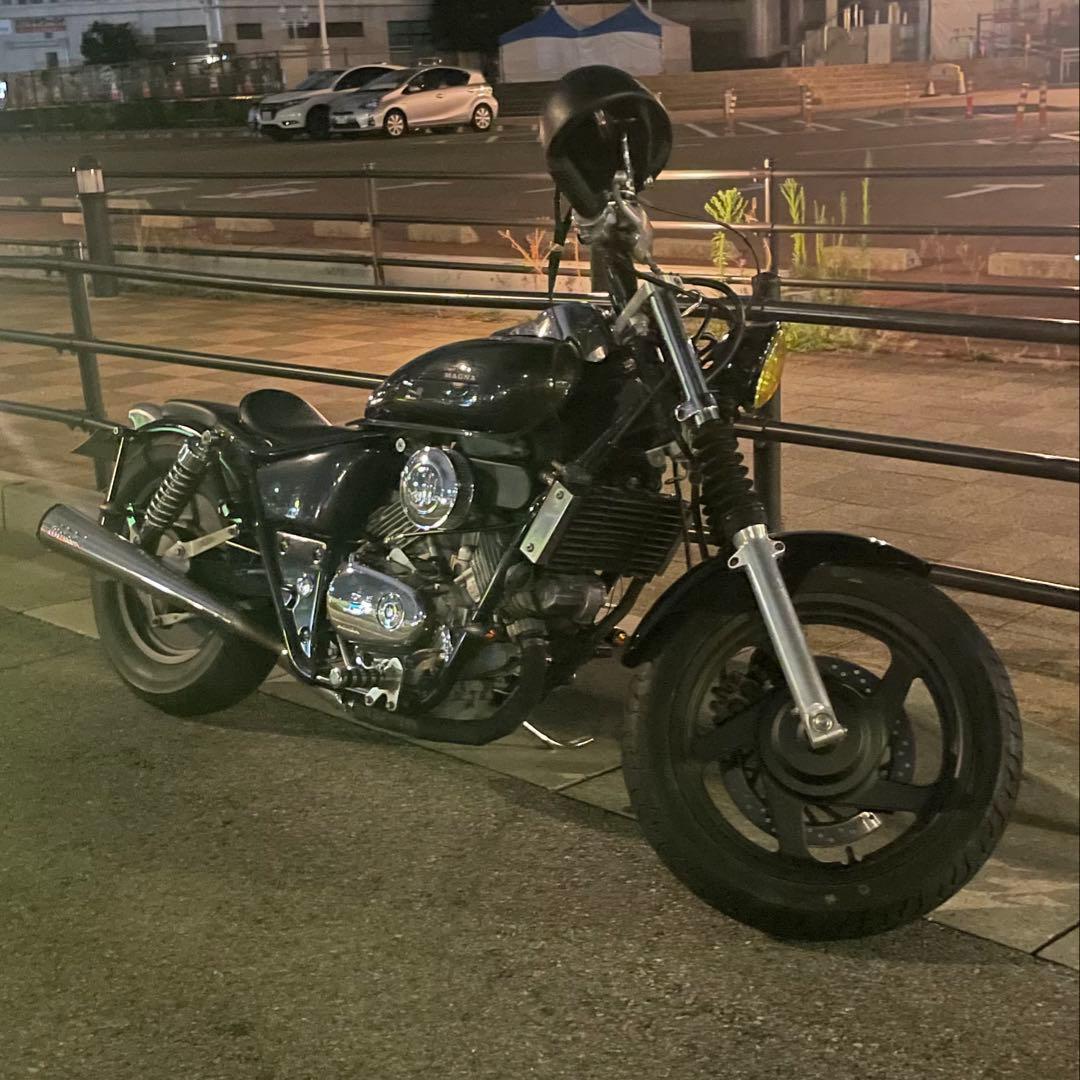 スーパートラップ　マフラー　マグナ250用