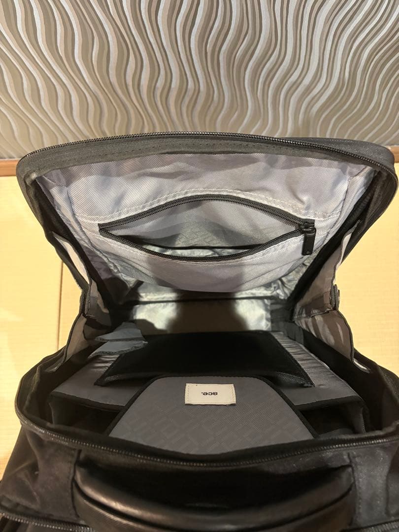 [エースジーン] ビジネスリュック コーデュラナイロン×本革 デュラテクト2