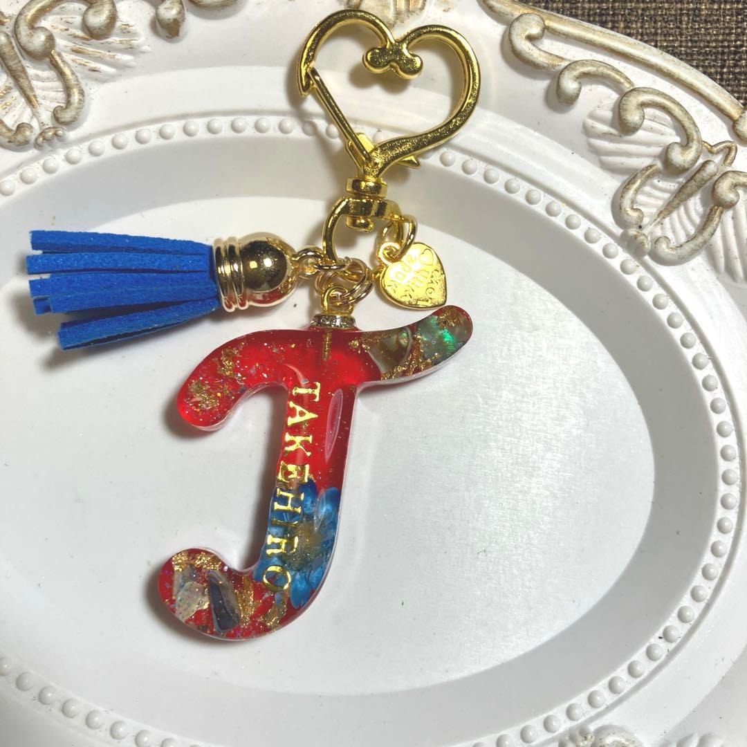 お花のイニシャルキーホルダー♪