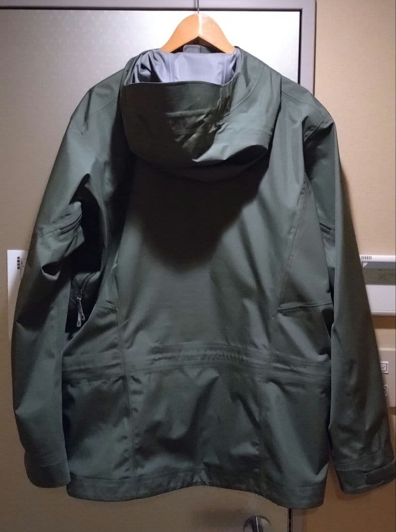 Houdini　D Jacket　フーディニ　スキー　スノーボード