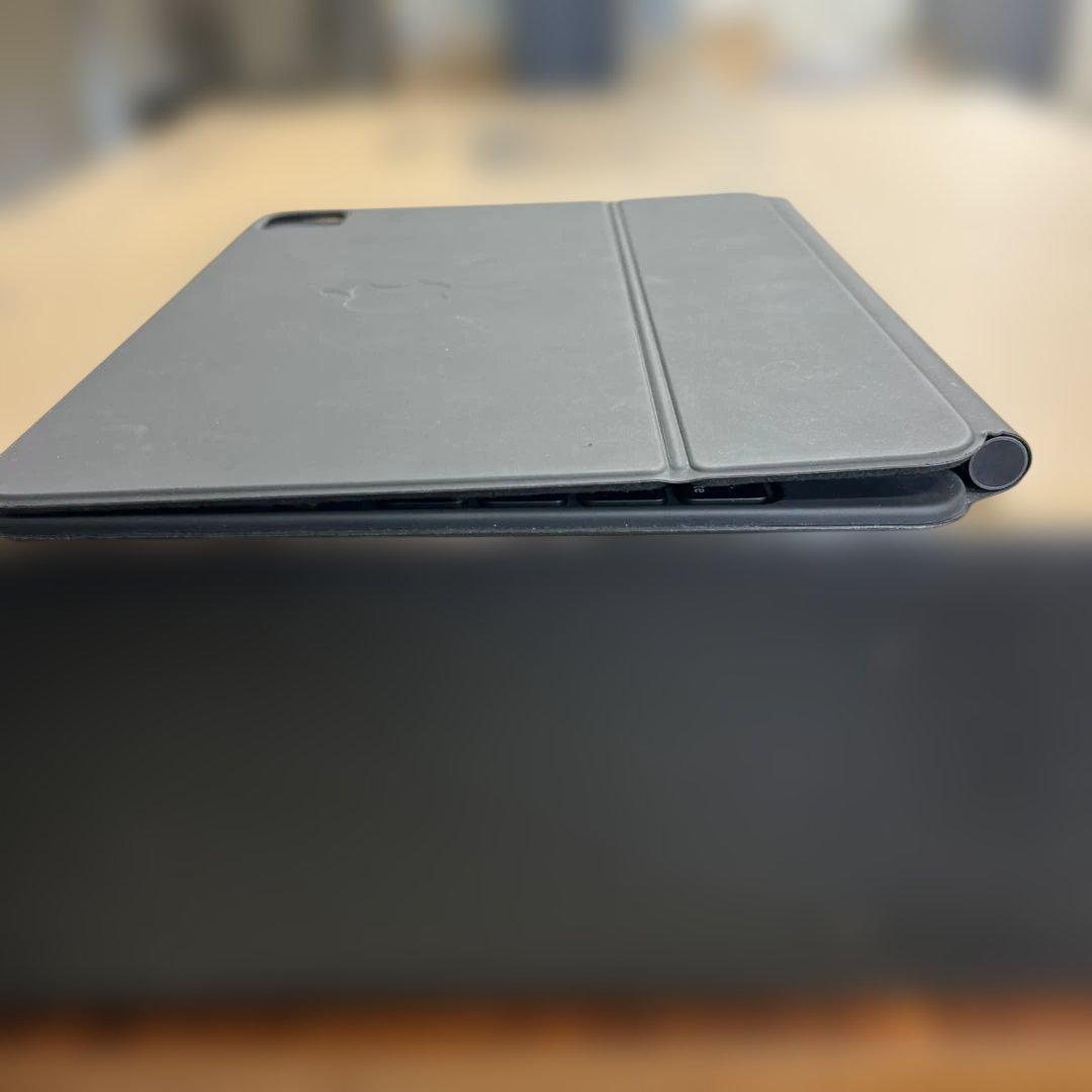 iPad Pro 11インチMagic Keyboard ブラック 英語配列T