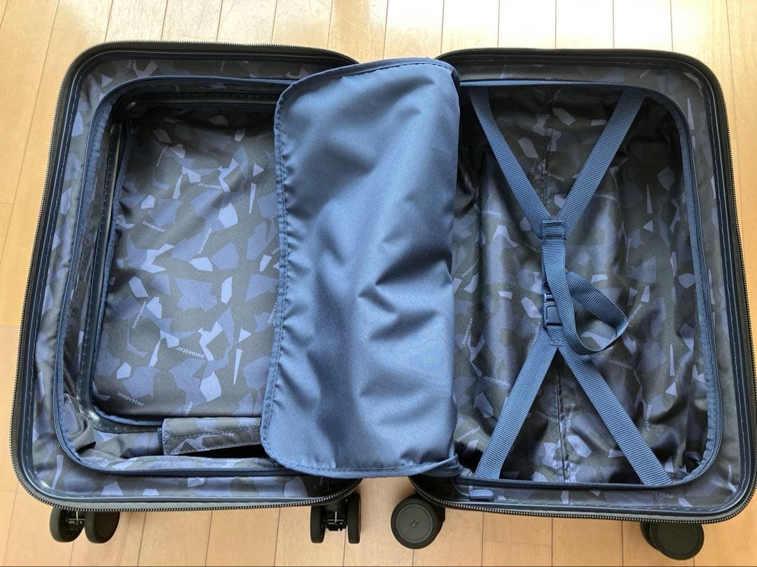 イノベーター　スーツケース　ダークネイビー　38L 機内持ち込み可